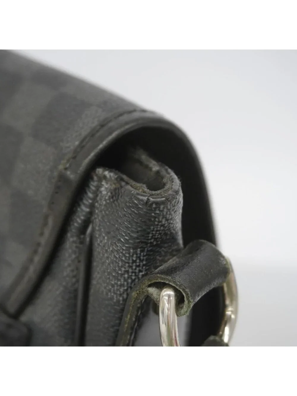 Louis Vuitton Shoulder Bag Damier Graphite Daniel MM Black Gray